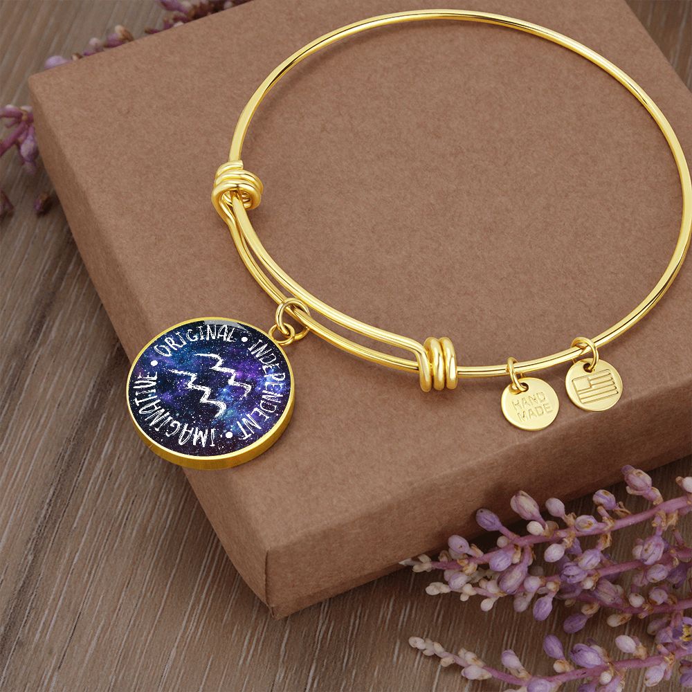 Aquarius Circle Pendant Bracelet