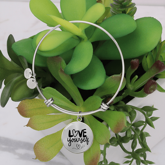 Love Yourself Circle Pendant Bangle Bracelet